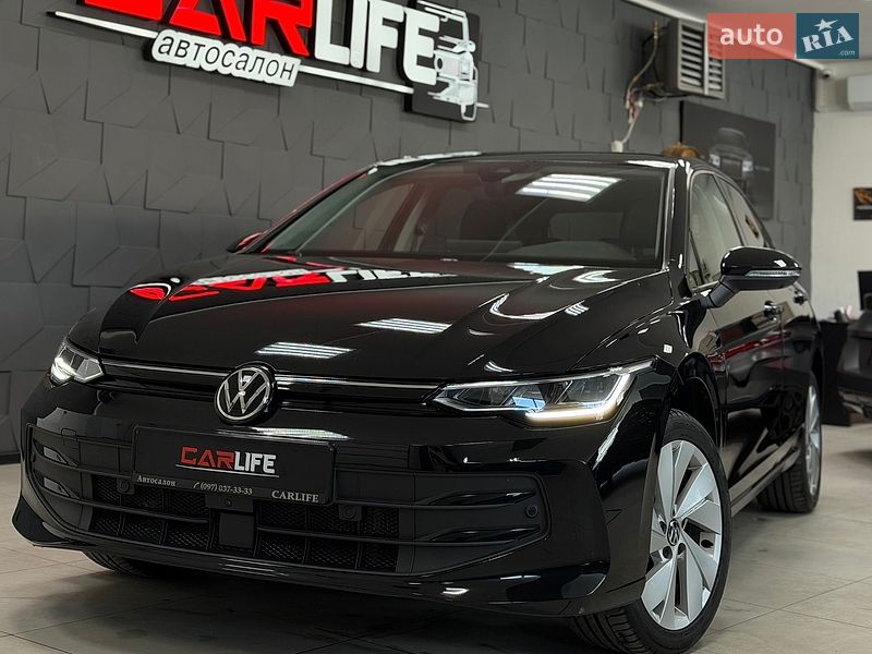 Volkswagen Golf 2025