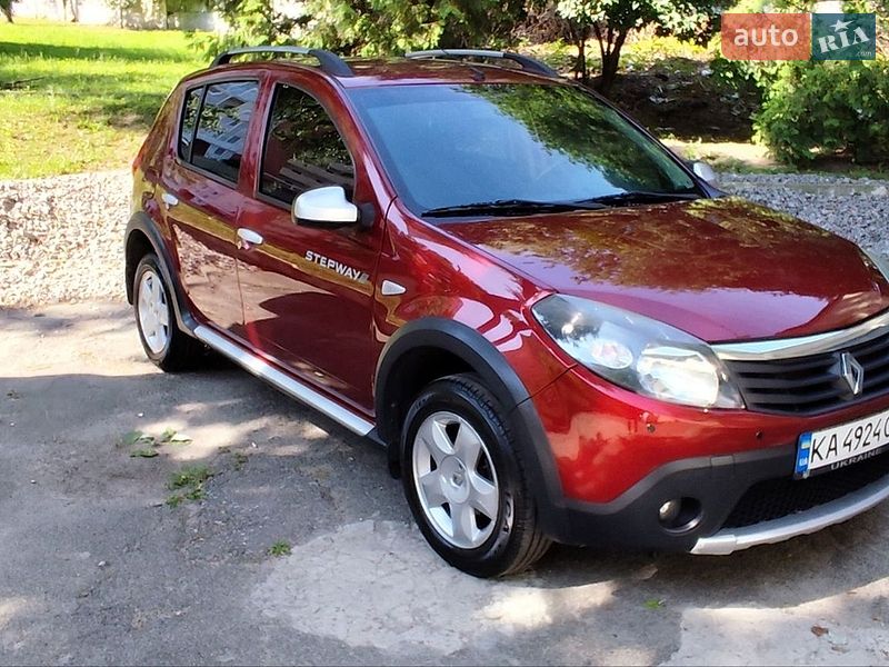Renault Sandero StepWay 2012