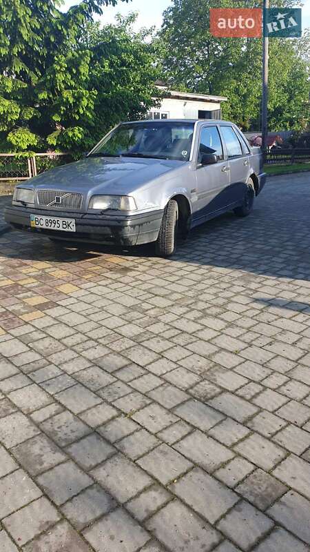 Volvo 460 1994