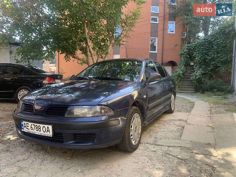 Mitsubishi Carisma 2002