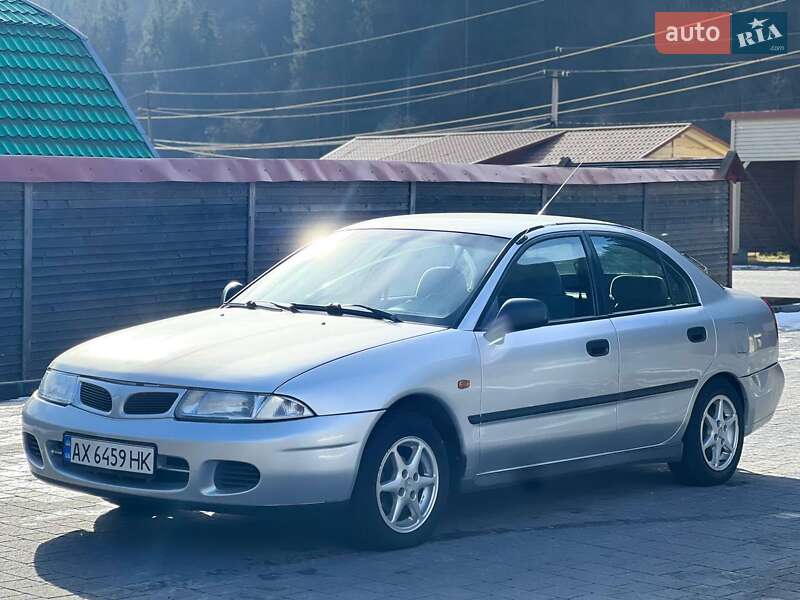 Mitsubishi Carisma 1997