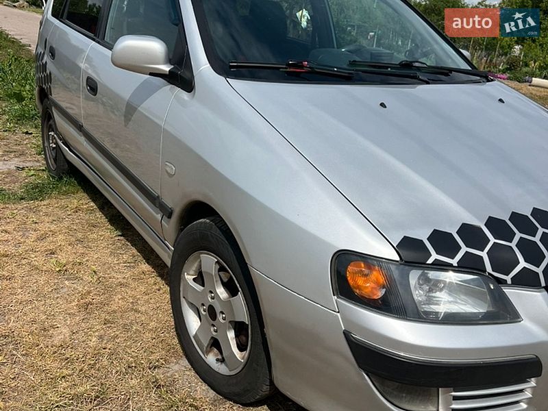 Mitsubishi Space Star 2002