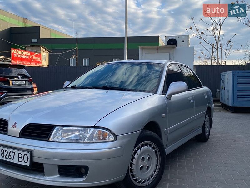 Mitsubishi Carisma 2003