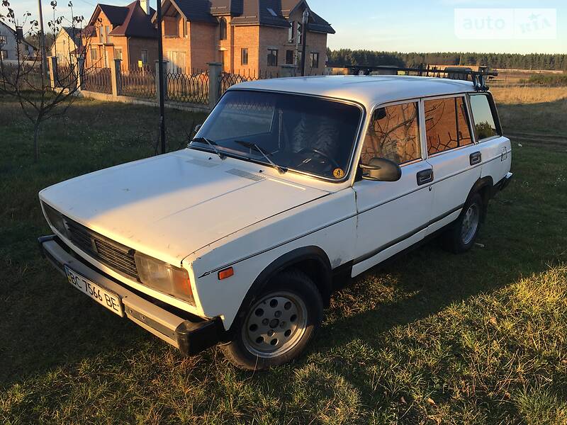 ВАЗ 2104 1985