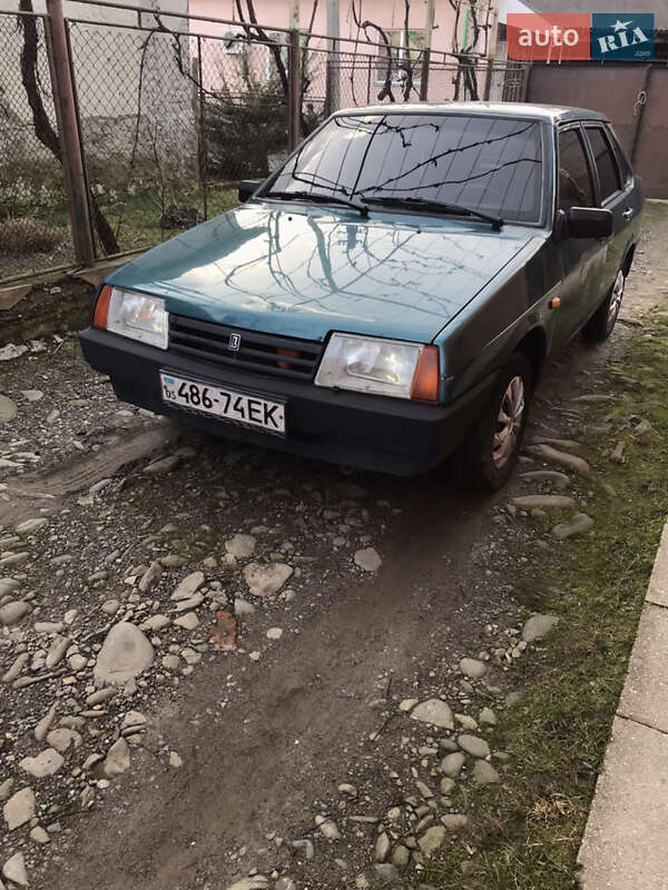 ВАЗ 21099 2001