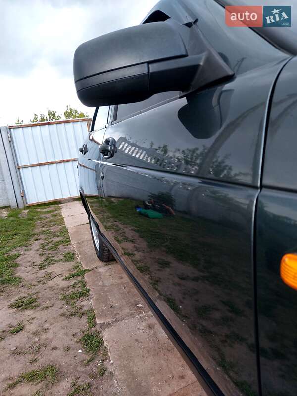 ВАЗ / Lada 2170 Priora 2011