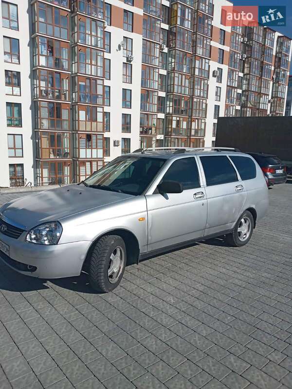 ВАЗ / Lada 2171 Priora 2011