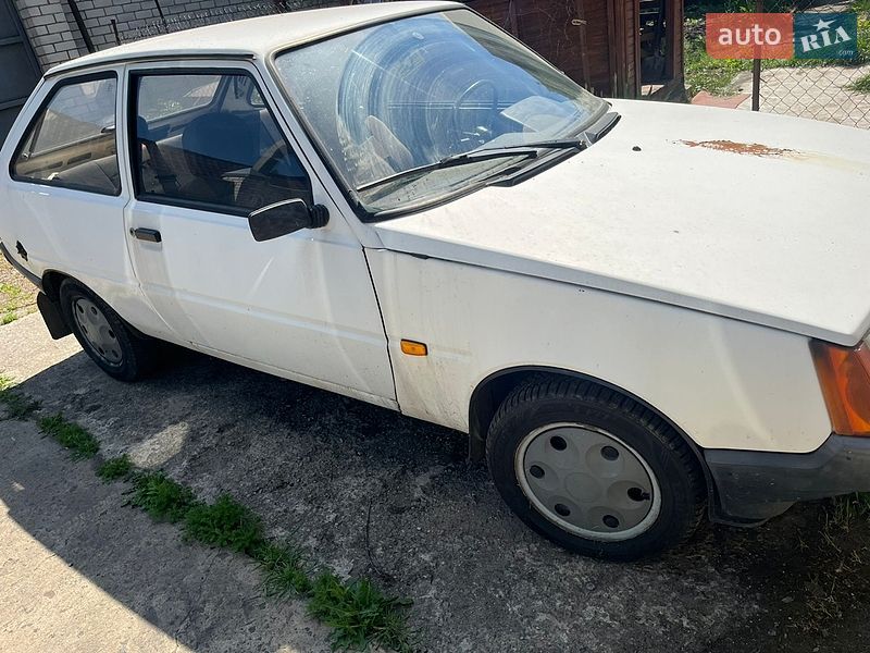 ЗАЗ 1102 Таврія-Нова 2001