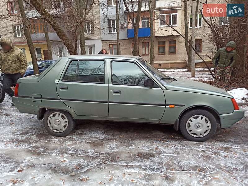 ЗАЗ 1103 Славута 2009