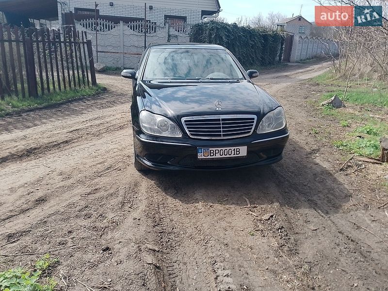 Mercedes-Benz S-Class 2004