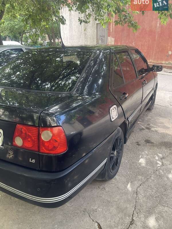 Chery Amulet 2006