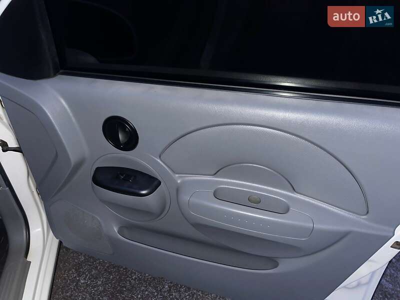Chevrolet Aveo 2005
