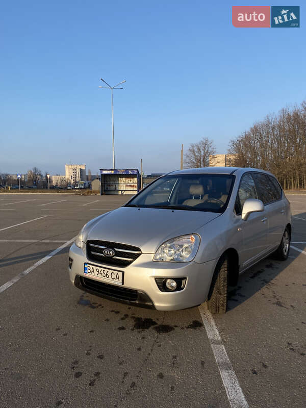 Kia Carens 2008