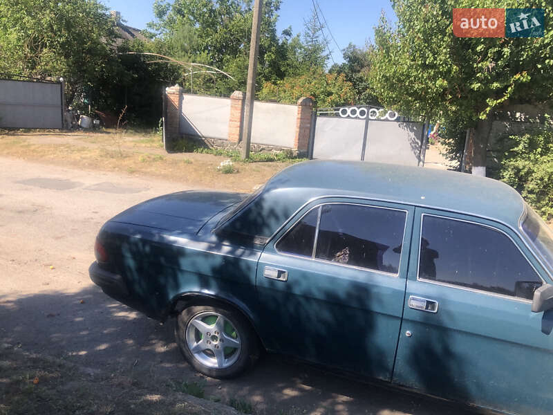 ГАЗ 3110 Волга 2001