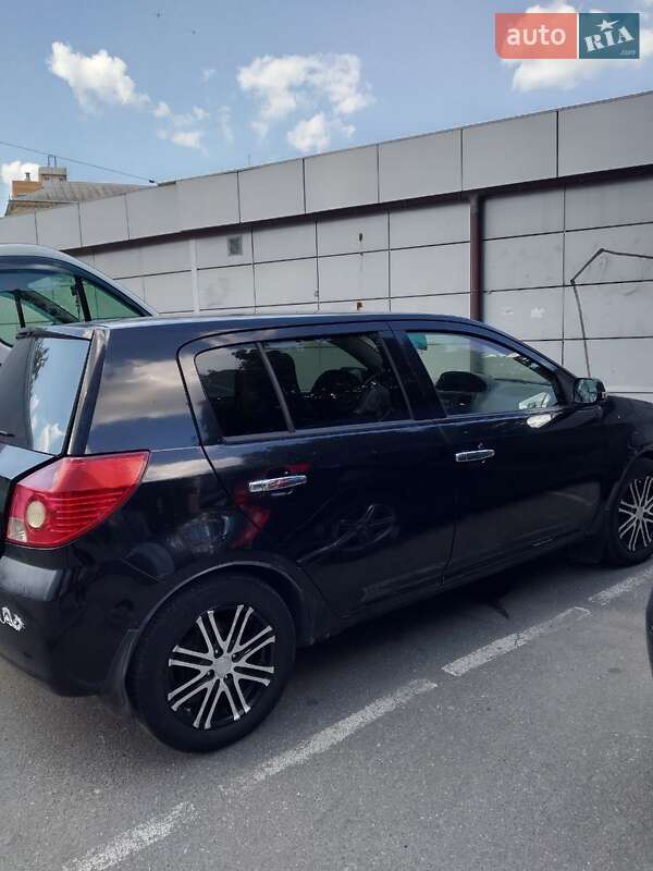 Geely MK-2 2011