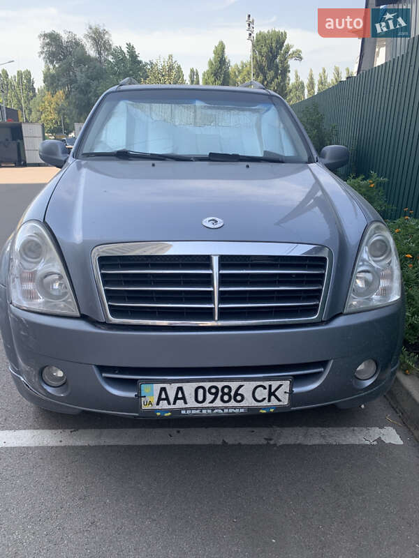 SsangYong Rexton 2012