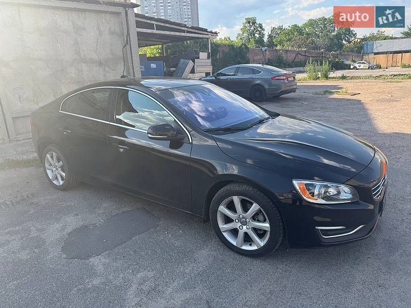 Volvo S60 2015