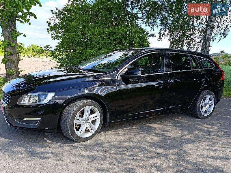 Volvo V60 2015
