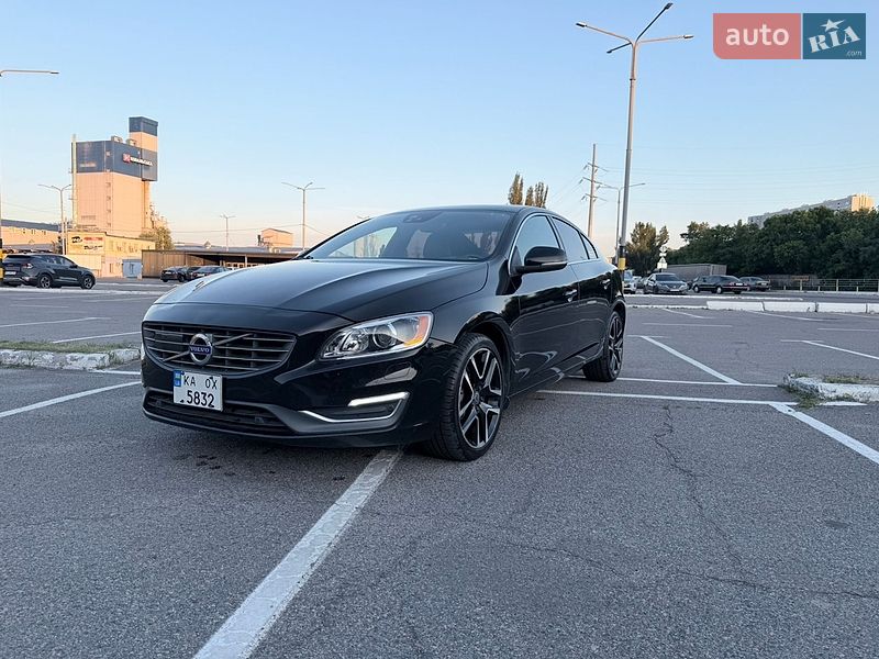 Volvo S60 2015