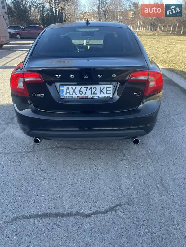 Volvo S60 2011