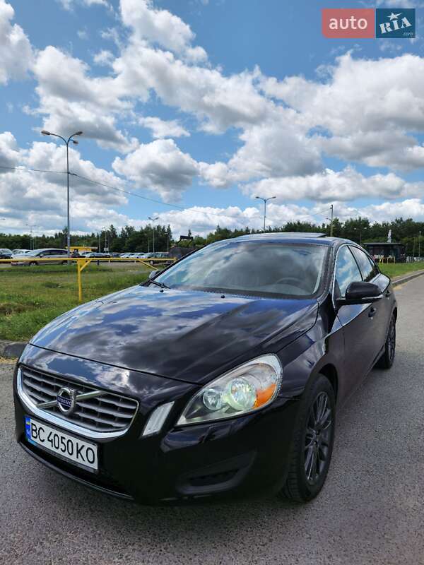 Volvo S60 2012