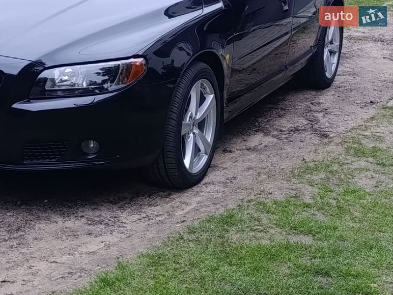 Volvo V70 2011