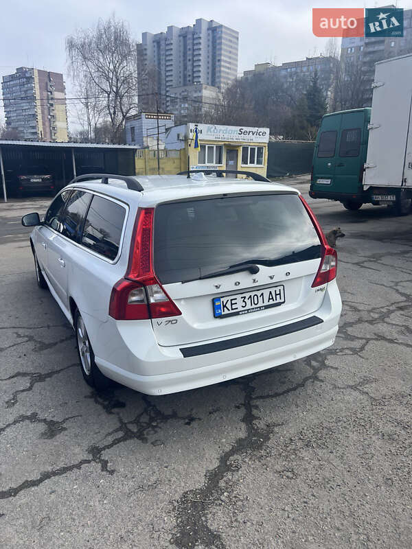 Volvo V70 2012
