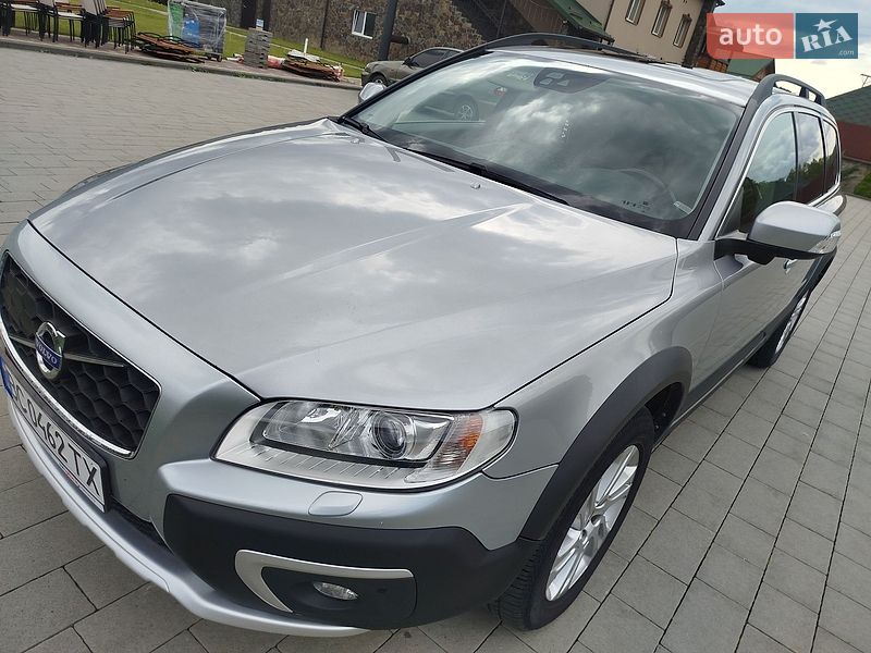Volvo XC70 2015