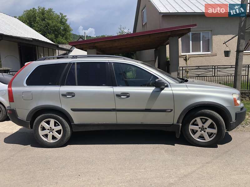 Volvo XC90 2003