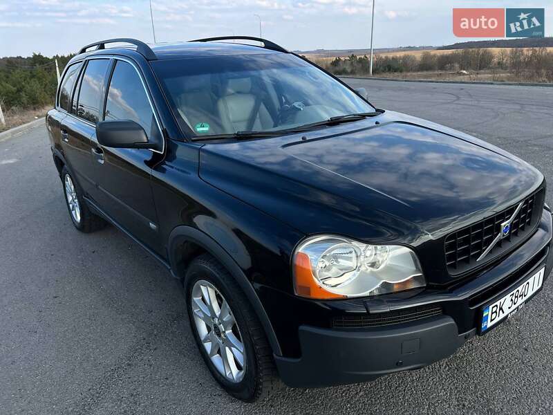 Volvo XC90 2004