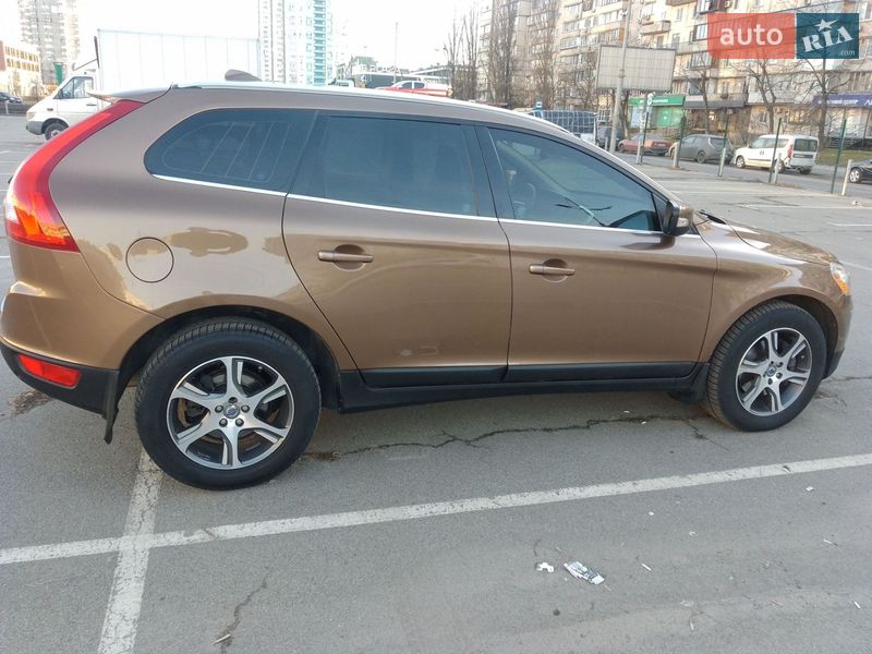 Volvo XC60 2012