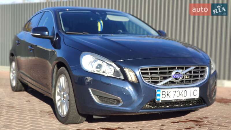 Volvo S60 2011