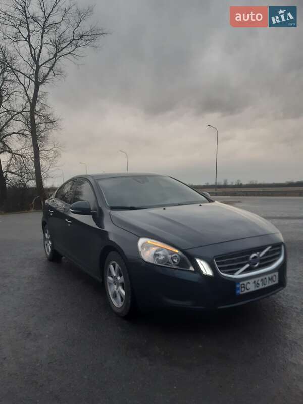 Volvo S60 2012