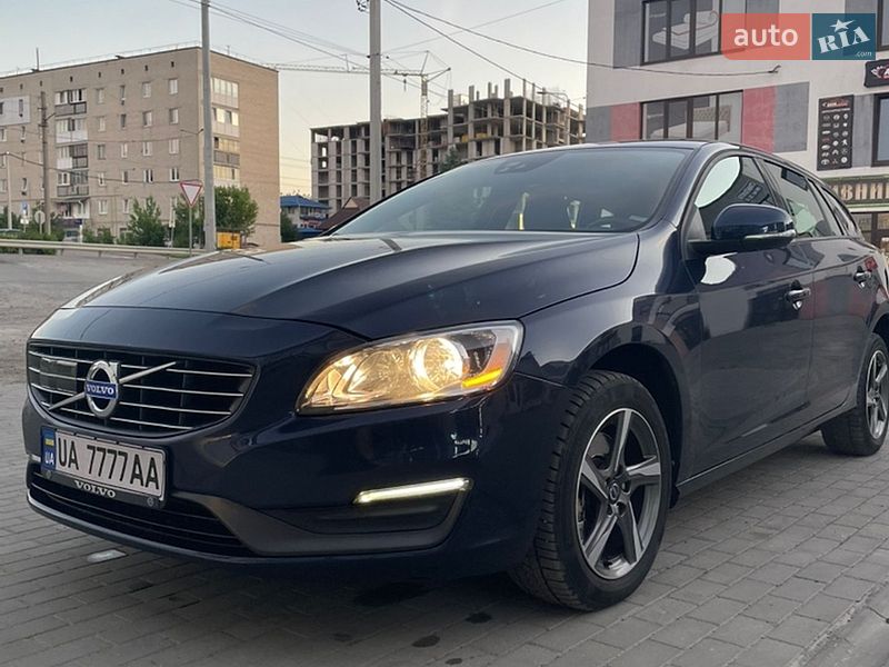 Volvo V60 2014