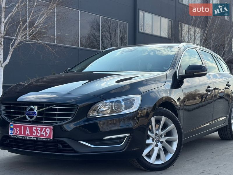 Volvo V60 2015
