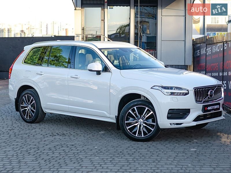 Volvo XC90 2019