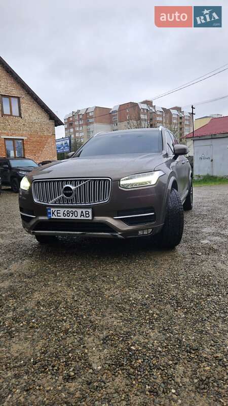 Volvo XC90 2016