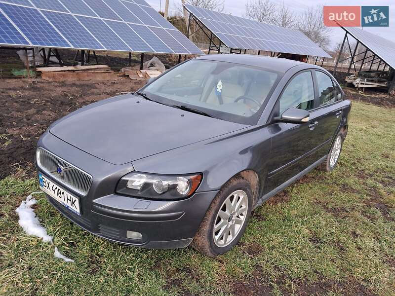 Volvo S40 2005