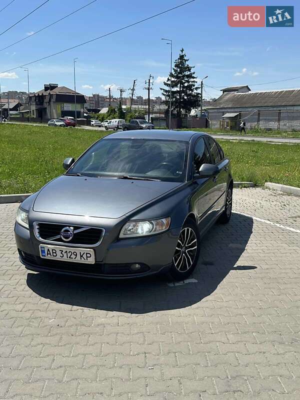 Volvo S40 2010