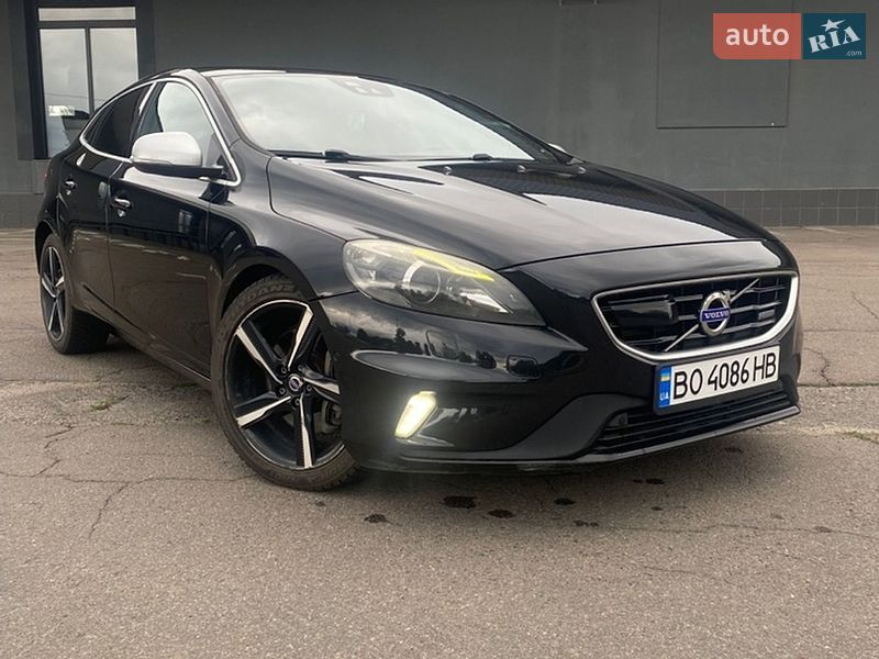 Volvo V40 2014