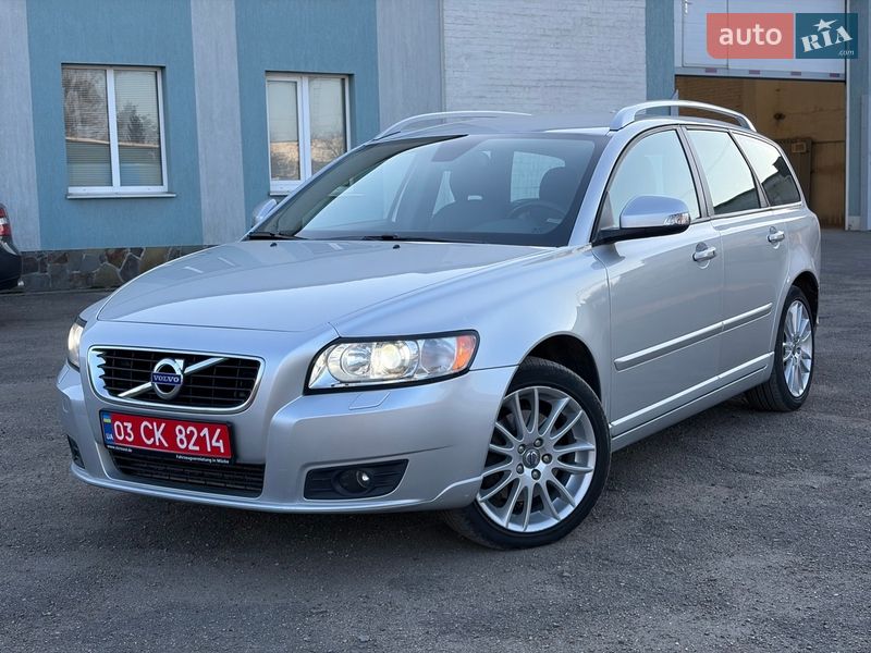 Volvo V50 2011