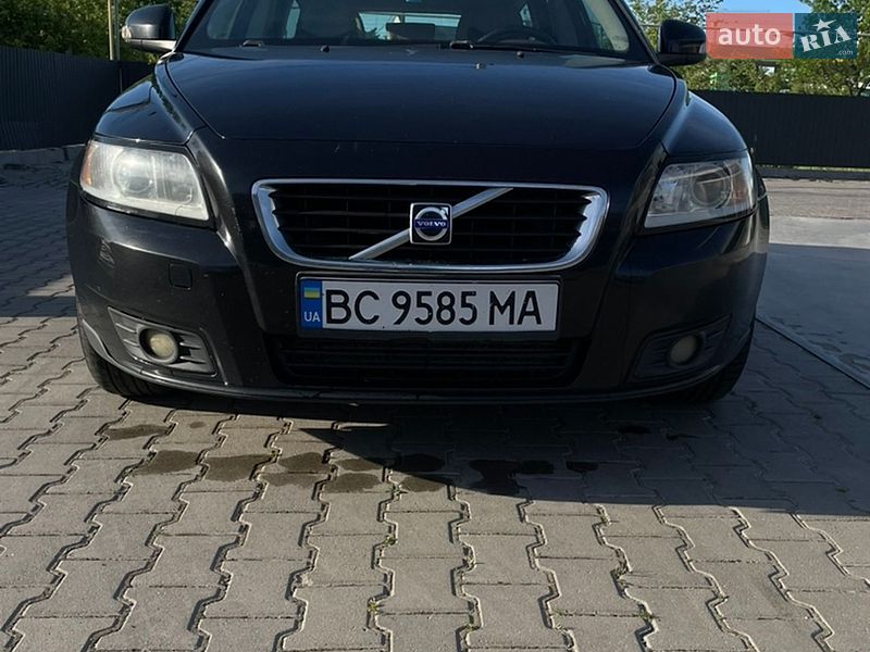 Volvo V50 2009