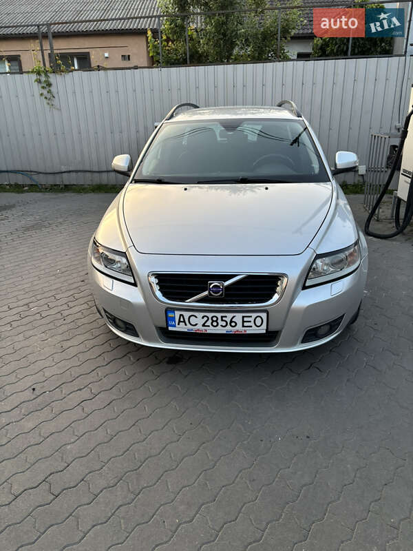 Volvo V50 2009