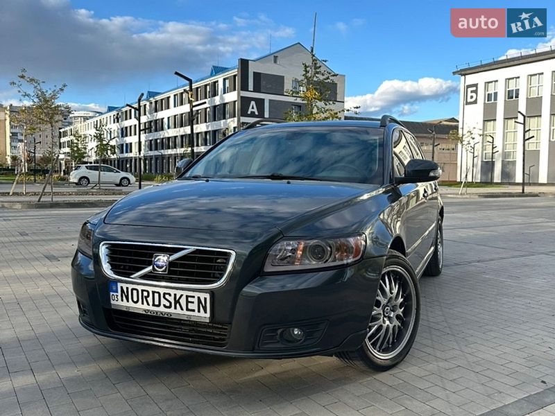 Volvo V50 2009