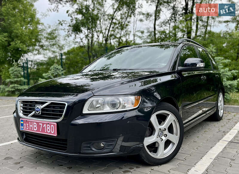 Volvo V50 2009