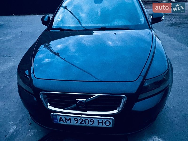 Volvo V50 2010