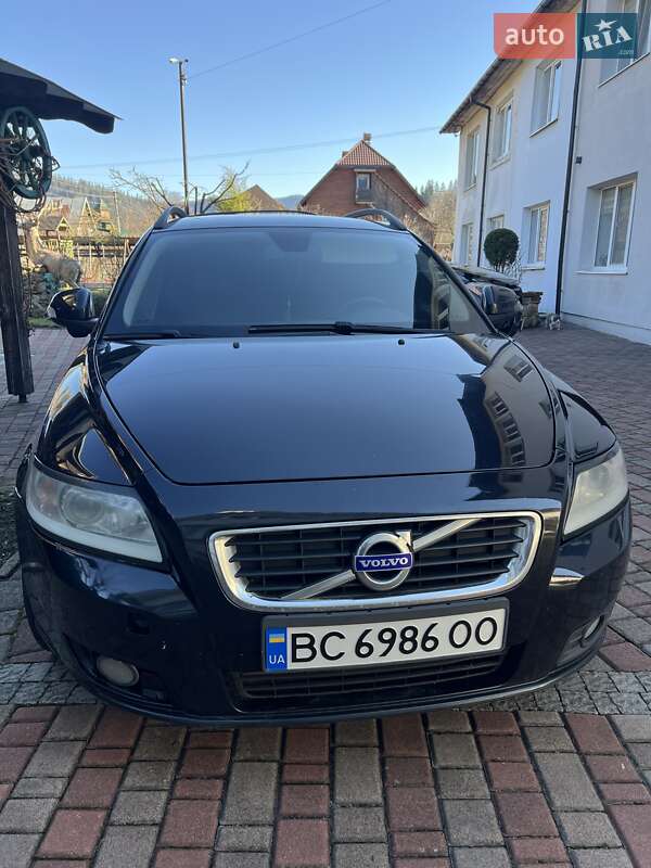 Volvo V50 2010