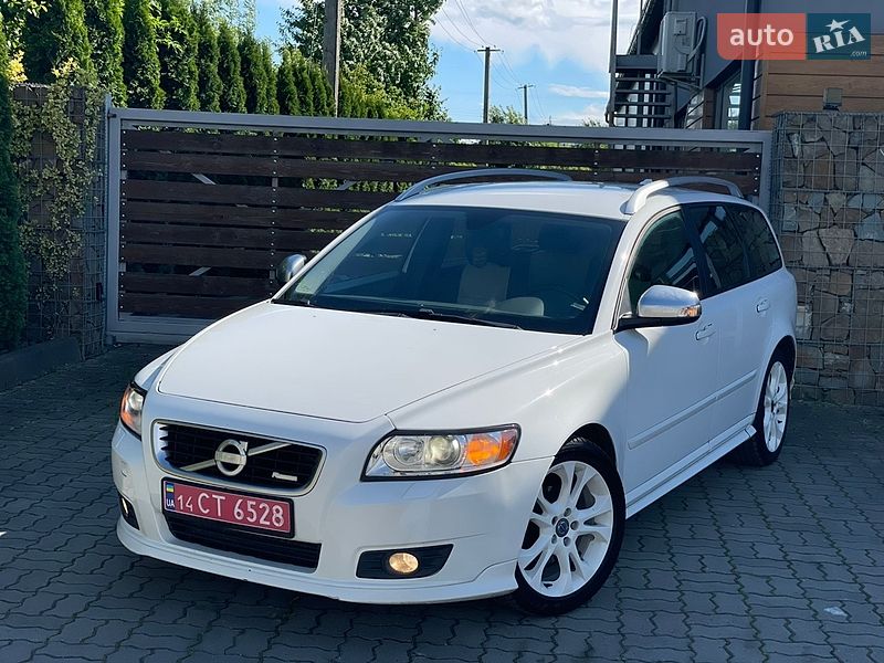 Volvo V50 2011