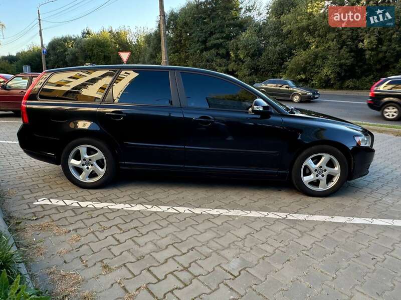 Volvo V50 2012