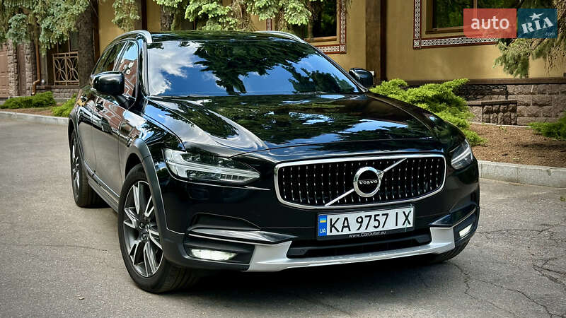 Volvo V90 Cross Country 2018